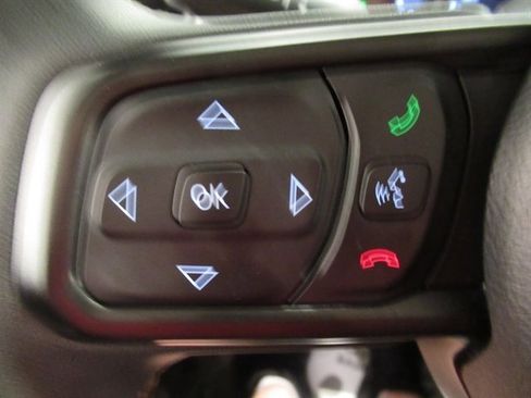 Used 2024 Jeep Wrangler Unlimited AWD/4WD image 24