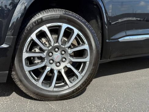 Used 2022 GMC Acadia Denali FWD image 8