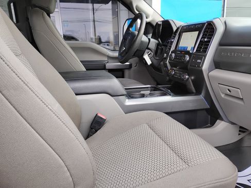 Used 2022 Ford F250 XLT w/ XLT Premium Package image 12