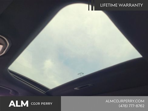 New 2025 Jeep Grand Cherokee Altitude image 16