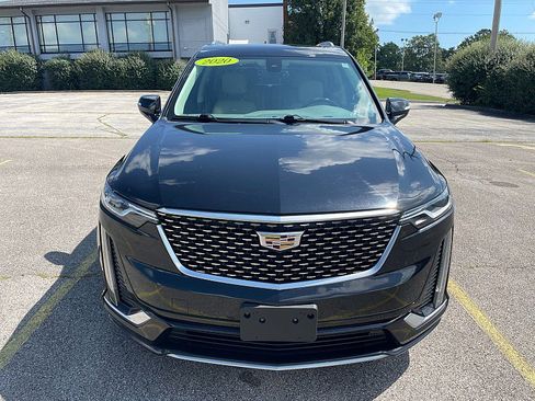 Used 2020 Cadillac XT6 Premium Luxury image 2