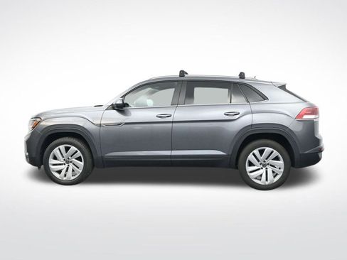 Used 2022 Volkswagen Atlas Cross Sport SE image 9