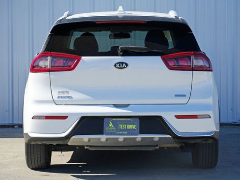 Used 2019 Kia Niro LX image 10