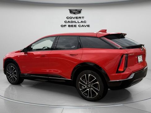 Certified 2025 Cadillac Optiq Sport 2 image 6