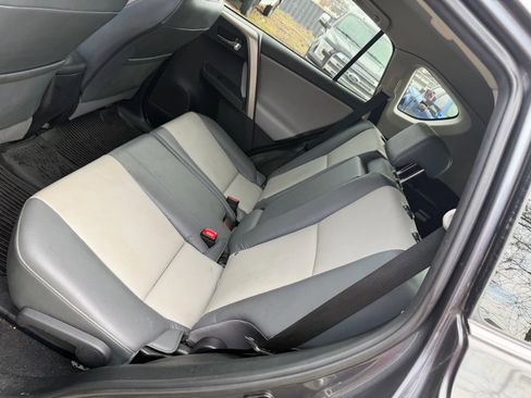 Used 2015 Toyota RAV4 Limited w/ Technology Package image 30