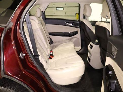 Used 2017 Ford Edge Titanium w/ Technology Package FWD image 29