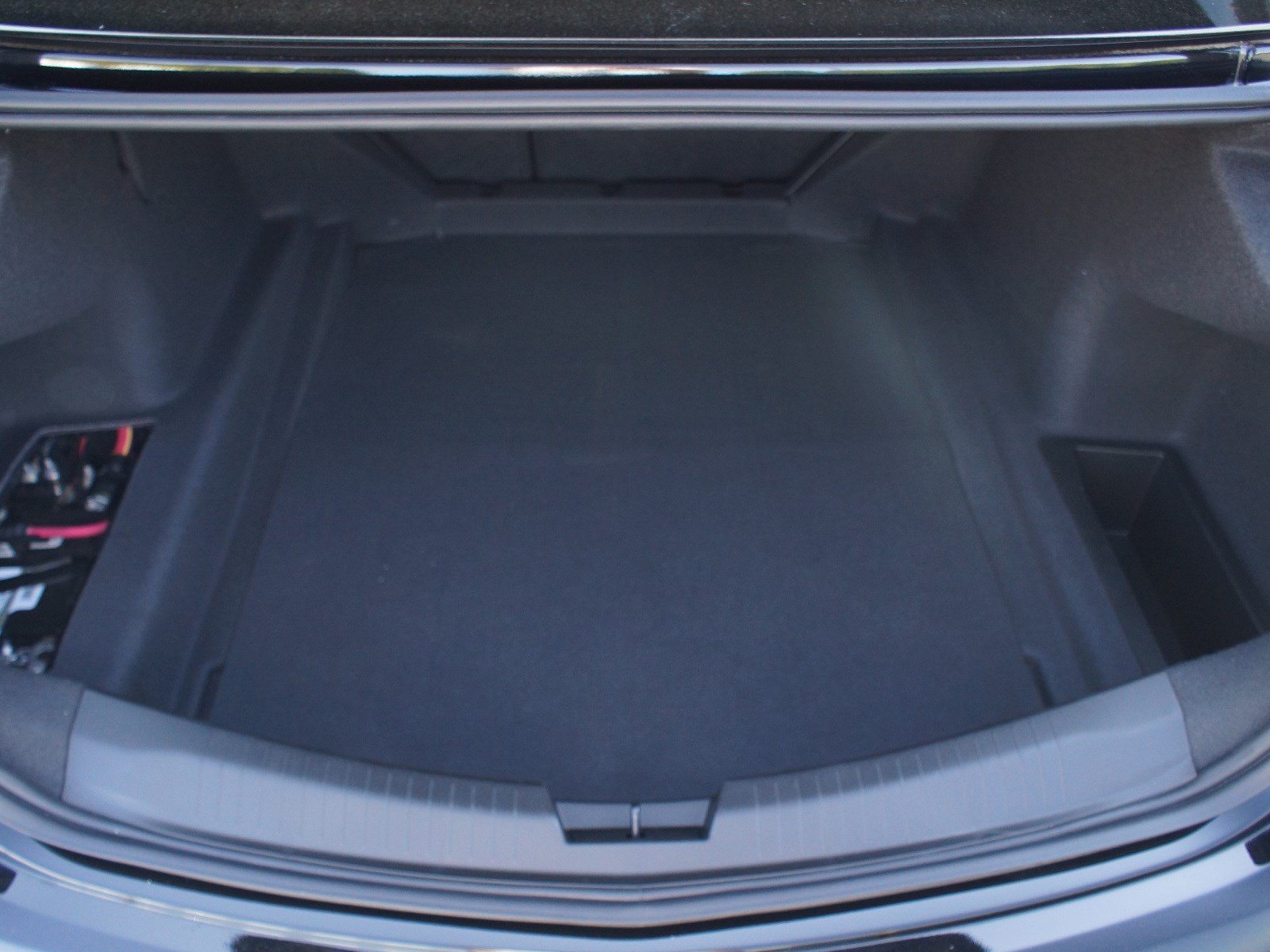 Used 2025 Cadillac CT5 V w/ LPO, ONYX Package RWD image 17