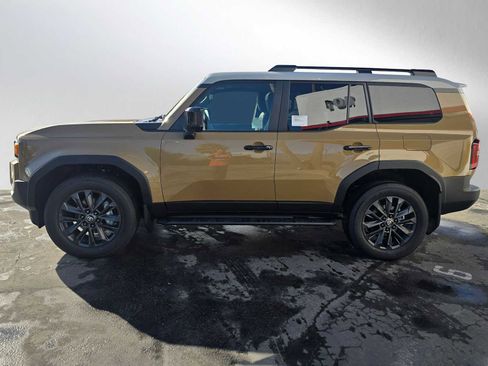 New 2026 Toyota Land Cruiser image 6