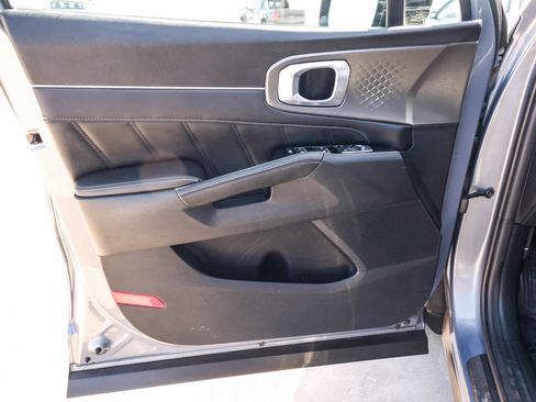 Used 2022 Kia Sorento SX FWD image 25