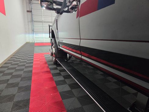 Used 2022 Ford F350 Platinum image 29