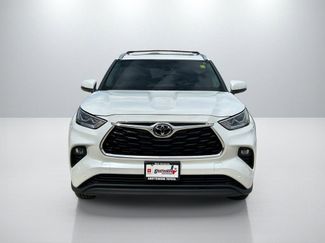 Used 2026 Toyota Highlander Limited video 2