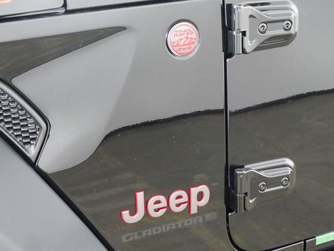 New 2026 Jeep Gladiator Rubicon image 45