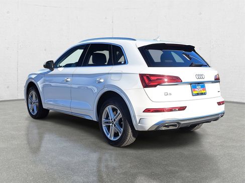 Used 2023 Audi Q5 e Premium Plus w/ Premium Plus Package image 7