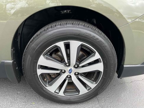 Used 2019 Subaru Outback 2.5i Limited w/ Popular Package #2 image 60