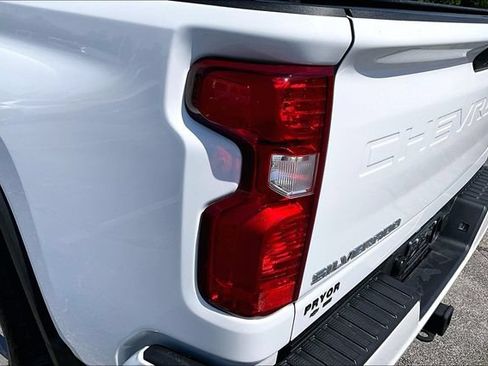 Used 2023 Chevrolet Silverado 2500 LT w/ Convenience Package AWD/4WD image 24
