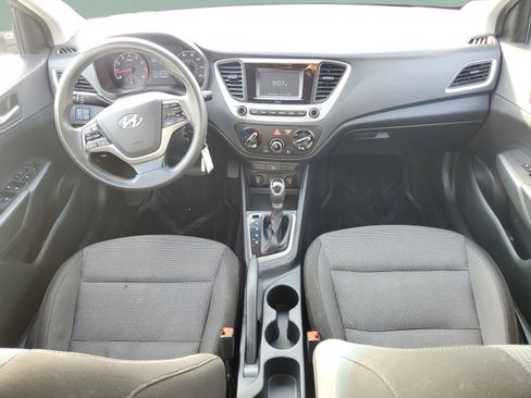 Used 2020 Hyundai Accent SE FWD image 10