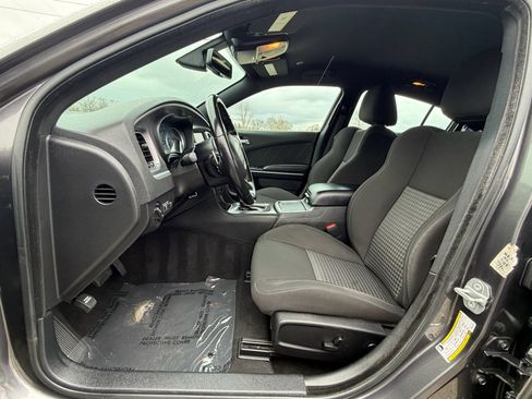 Used 2021 Dodge Charger R/T w/ Navigation & Travel Group image 9