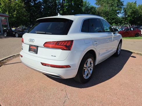 Used 2019 Audi Q5 2.0T Premium w/ Convenience Package AWD/4WD image 5