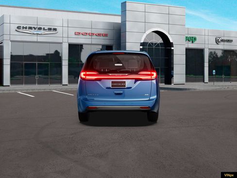 New 2027 Chrysler Pacifica Select AWD/4WD image 9