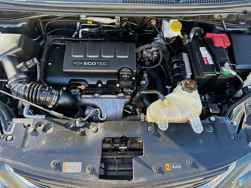 Used 2020 Chevrolet Sonic LT w/ Convenience Package image 36