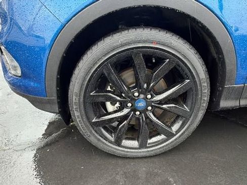 Used 2019 Ford Escape SE image 10