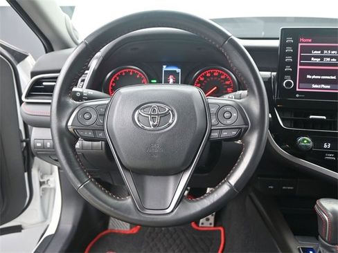 Used 2024 Toyota Camry image 7