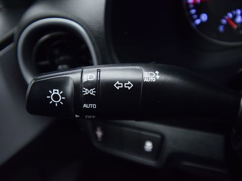 Used 2024 Kia Forte LXS image 32