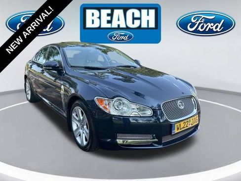 Used 2010 Jaguar XF Luxury RWD image 1