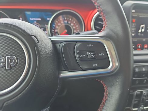 Used 2019 Jeep Wrangler Unlimited Rubicon AWD/4WD image 17