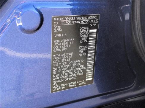 Used 2017 Nissan Rogue S FWD image 25