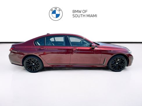 Used 2020 BMW 750i xDrive w/ Autobahn Package AWD/4WD image 8