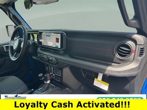 New 2025 Jeep Wrangler Unlimited Rubicon image 32