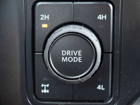 New 2026 Ford F250 Lariat w/ FX4 Off-Road Package image 16