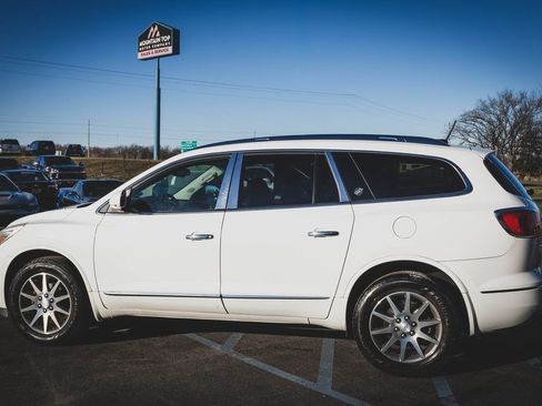 Used 2016 Buick Enclave Leather image 7