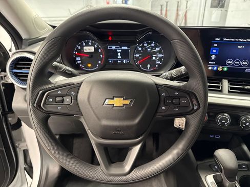 New 2026 Chevrolet Trax LS FWD image 5