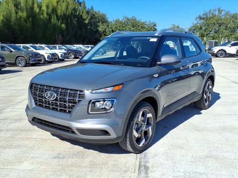 New 2026 Hyundai Venue SEL image 3