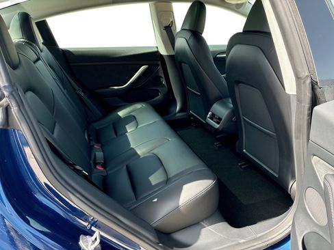 Certified 2023 Tesla Model 3 Standard Range RWD image 11