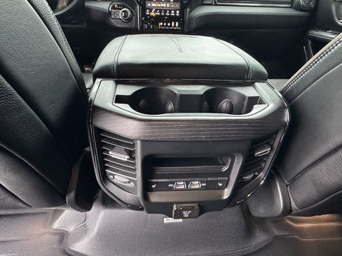 Used 2022 RAM 1500 Limited w/ Body-Colour Bumper Group image 31