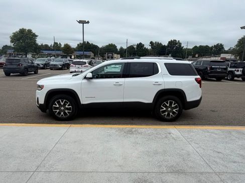 Used 2023 GMC Acadia SLE w/ Driver Convenience Package AWD/4WD image 10
