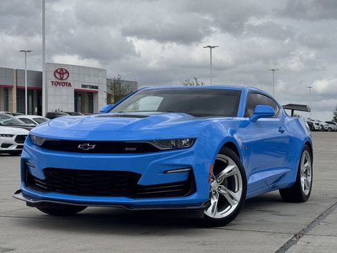 Used 2023 Chevrolet Camaro SS image 2