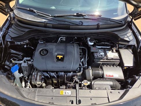 Used 2020 Kia Soul S FWD image 19
