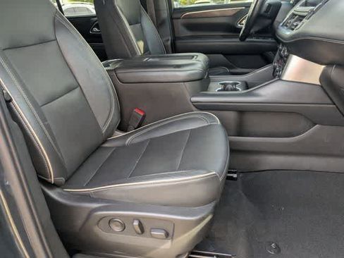 Used 2021 Chevrolet Tahoe Premier AWD/4WD image 21