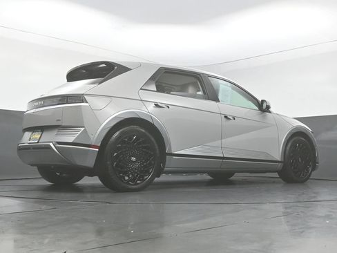 Used 2023 Hyundai Ioniq 5 Limited AWD/4WD image 49
