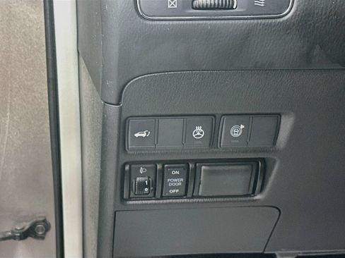 Used 2018 INFINITI QX80 2WD w/ Driver Assistance Package image 10