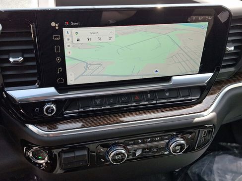 New 2025 GMC Sierra 2500 SLE w/ SLE Convenience Package image 15