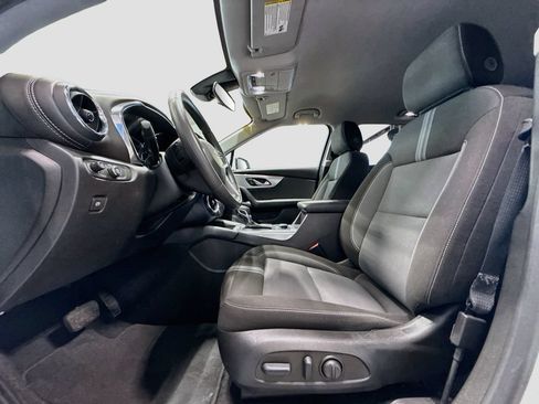 Used 2025 Chevrolet Blazer LT AWD/4WD image 21