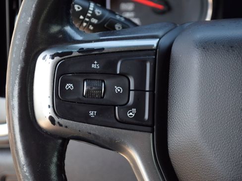 Used 2021 Chevrolet Silverado 1500 LT RWD image 8