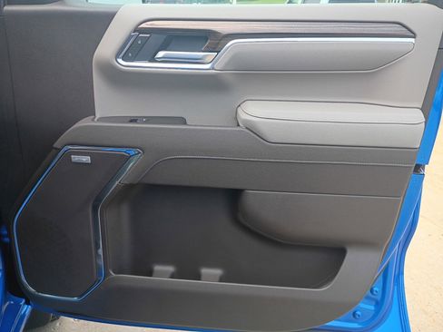New 2025 Chevrolet Silverado 1500 LT Trail Boss w/ Convenience Package II AWD/4WD image 12