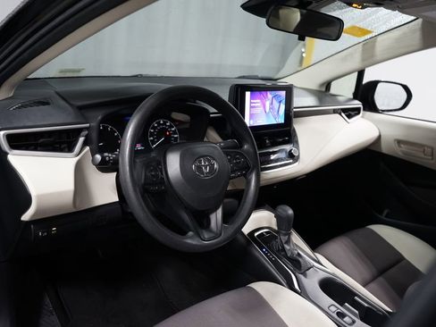 Certified 2023 Toyota Corolla LE image 11