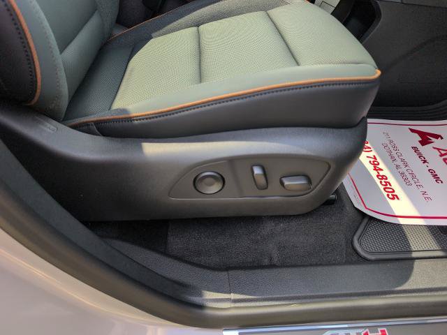 New 2026 GMC Acadia AT4 w/ Luxury Package AWD/4WD image 11